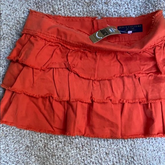 Juicy Couture mini skirt - Picture 2 of 4